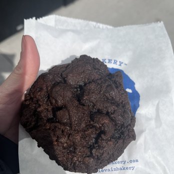 Levain Bakery - Bakeries Near Me - Chicago, Illinois