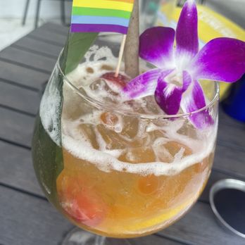 Pubbelly Sushi - Miami Beach - Rose-sangria cocktail - Sushi Bars Near Me - Miami Beach, Florida Pubbelly Sushi - Miami Beach - Rose-sangria cocktail - Sushi Bars Near Me - Miami Beach, Florida