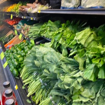 Piggly Wiggly - a produce section in a grocery store - Grocery Near Me - Birmingham, Alabama Piggly Wiggly - a produce section in a grocery store - Grocery Near Me - Birmingham, Alabama