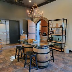 Long Creek Winery and Ranch - Tasting room
