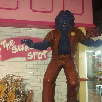ComicX Restaurant Bar & Store - American Near Me - Phoenix, Arizona