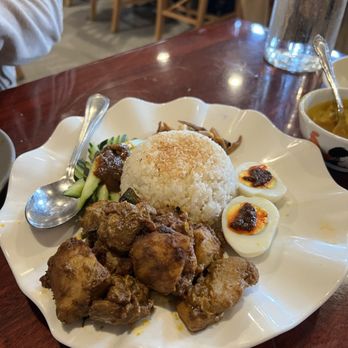 Kapitan - Asian Fusion Near Me - Chicago, Illinois