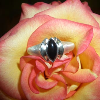 Goldschmiede Michaela Kusche - Ring,Silber,Onyx - Arts & Crafts Near Me - Munich, BY Goldschmiede Michaela Kusche - Ring,Silber,Onyx - Arts & Crafts Near Me - Munich, BY