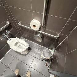 McDonald's - Nasty restrooms