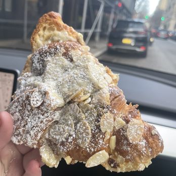 L'Appartement 4F - Bakeries Near Me - Brooklyn, New York