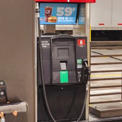QuikTrip - Diesel Fuel Pumps