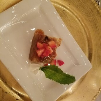 Cafe Julia - Fanciest bread pudding ever! - Cafes Near Me - Honolulu, Hawaii
