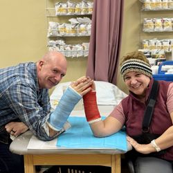 2 Thumbs Up Hand Therapy