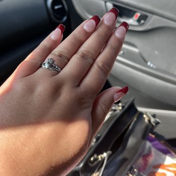 Sparkle Nails - Nail Salons Near Me - Buffalo, New York