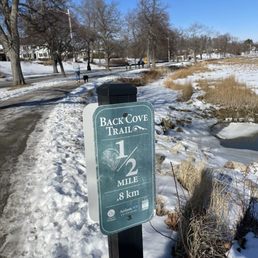1/2 mile marker