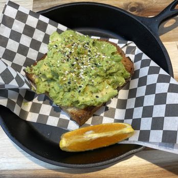 McKinley Creekside Cafe - Avocado toast - very good portion of avocado (probably the largest I had in my life) - Cafes Near Me - Denali, Alaska