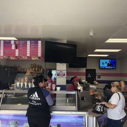S & A La Michoacana Ricos Sabores