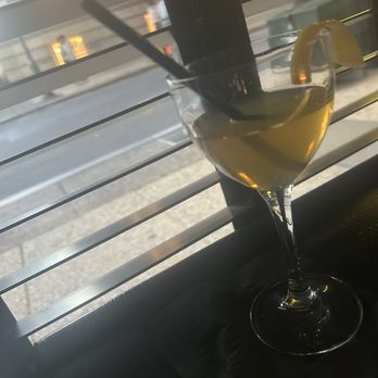 a.bar - Gold rush - Cocktail Bars Near Me - Philadelphia, Pennsylvania