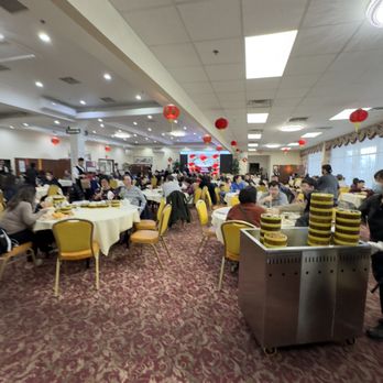 Golden Seafood Restaurant - Seafood Near Me - Edison, New Jersey