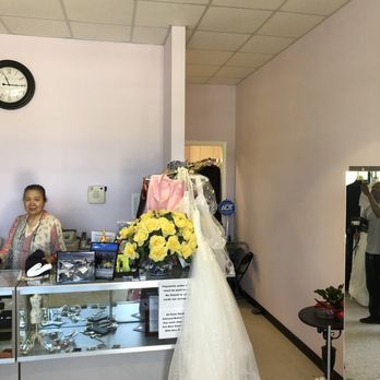 Yans Alterations & Tailoring - Main lobby - Sewing & Alterations Near Me - Charlotte, North Carolina Yans Alterations & Tailoring - Main lobby - Sewing & Alterations Near Me - Charlotte, North Carolina