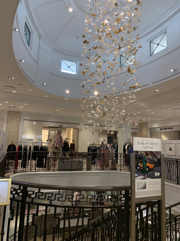 SAKS FIFTH AVENUE 35 Reviews 205 Greenwich Avenue, Greenwich, Connecticut Shoe Stores