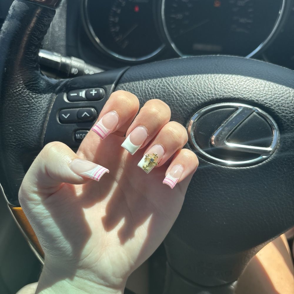 Ritz Nails - Nails - Nail Salons Near Me - Overland Park, Kansas