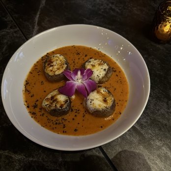 Avaspi - Stuffed mushrooms - Salad Near Me - Chicago, Illinois