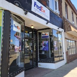 Exterior photo of FedEx - Niagara Falls, New York Exterior photo of FedEx - Niagara Falls, New York