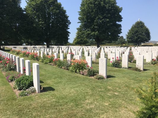 Bayeux War Cemetery by null