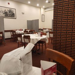 Graceful Vegetarian Restaurant - Dining tables