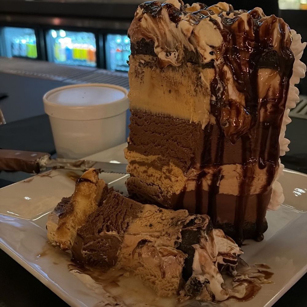 The Bad Apple - Ice cream cake - American Near Me - Chicago, Illinois The Bad Apple - Ice cream cake - American Near Me - Chicago, Illinois