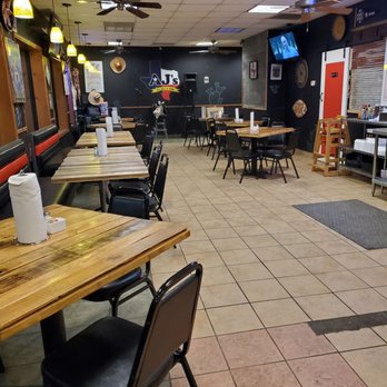AJ's Tex-Mex & BBQ - Seating - Barbeque Near Me - Elsberry, Missouri