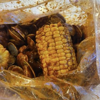 The Mad Claw - Clam - Cajun/Creole Near Me - Rancho Cucamonga, California