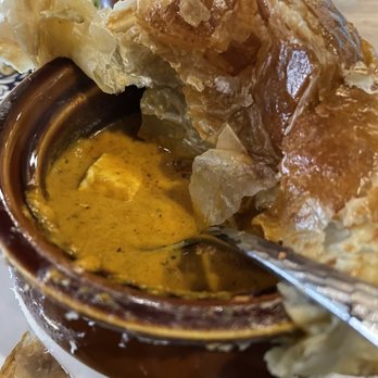 Cali Chilli - Paneer Butter Chicken Pot Pie Plate (paneer) - Indian Near Me - Long Beach, California