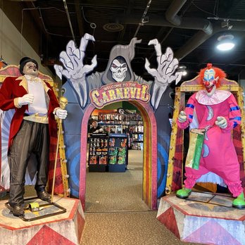 Spirit Halloween - Entrance inside store - Costumes Near Me - Daly City, California