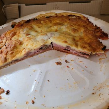 Keating Pizza - Almost invisable crust on the meat lovers - Pizza Near Me - Saanichton, British Columbia