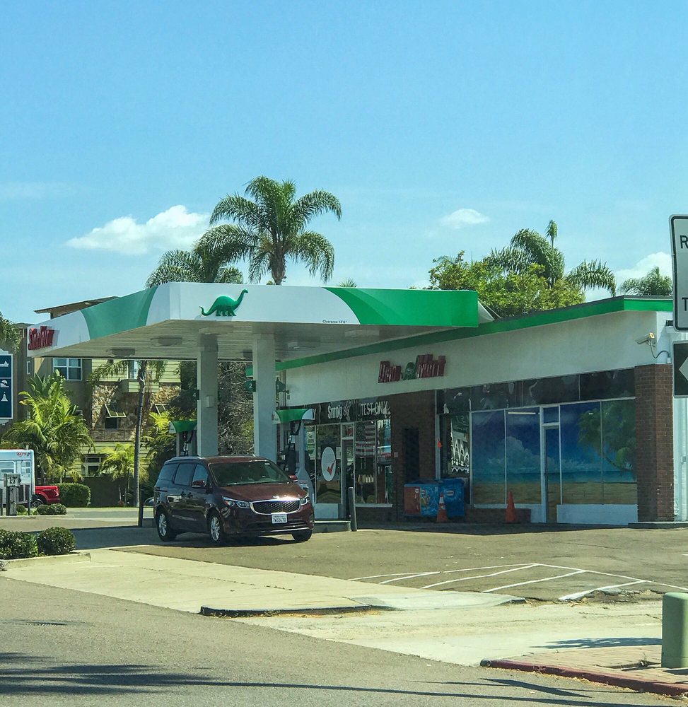 VALERO GAS STATION Updated September 2024 16 Reviews 400 Orange