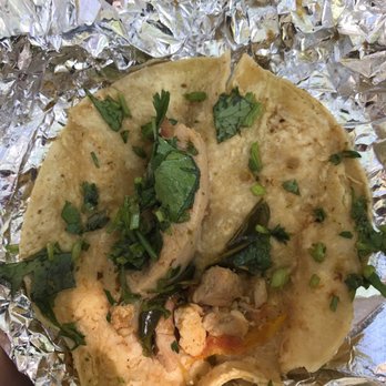 Flaco's Tacos - So glad I got one piece of chicken. - Mexican Near Me - Chicago, Illinois