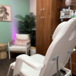 LB Rejuven8 Aesthetics and Wellness