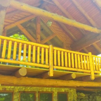 Eagle River Paint and Stain - a log cabin - Painters Near Me Eagle River Paint and Stain - a log cabin - Painters Near Me