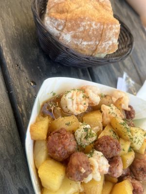 Food Truck Adobe Guadalupe by null