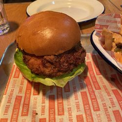 Three Brothers Burgers - Buttermilk fried chicken (£10)