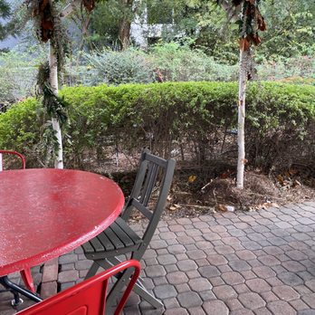 Souper Jenny Westside - Outside dining area and garden - Soup Near Me - Atlanta, Georgia