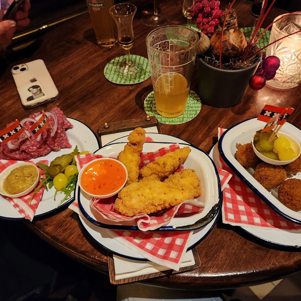 The Best 10 Bars near Amsterdam Sloterdijk in Amsterdam, Noord