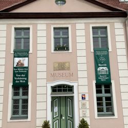 Heinrich-Schütz- Haus Bad Köstritz - ... Eingang ...