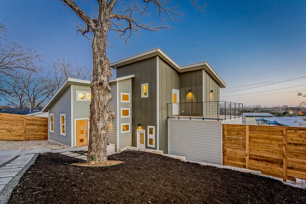 Slide of BUILDN Construction