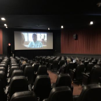Manhasset Theater - Theater one. 191 seats. - Cinema Near Me - Manhasset, New York Manhasset Theater - Theater one. 191 seats. - Cinema Near Me - Manhasset, New York