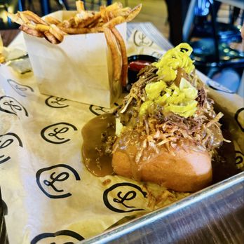 Lucy Cooper's Ice House - Beef Stew Burger - Bars Near Me - San Antonio, Texas Lucy Cooper's Ice House - Beef Stew Burger - Bars Near Me - San Antonio, Texas