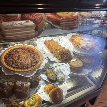 Alcove Café & Bakery - Pastries - Bakeries Near Me - Los Angeles, California Alcove Café & Bakery - Pastries - Bakeries Near Me - Los Angeles, California