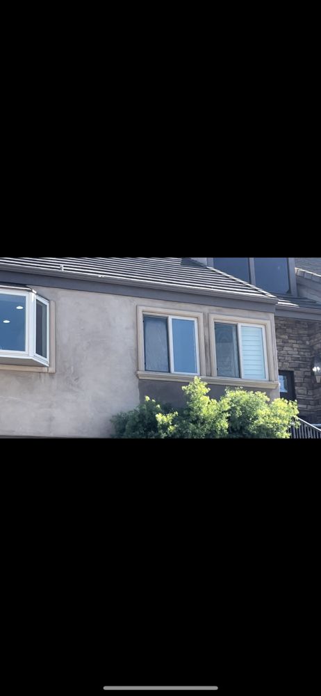 Slide of Orange Coast Window Spa