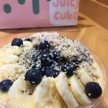 Juicy Cube - Mango tango Smoothie Bowl $10.95 16oz 426 calories - Juice Bars & Smoothies Near Me - New York, New York Juicy Cube - Mango tango Smoothie Bowl $10.95 16oz 426 calories - Juice Bars & Smoothies Near Me - New York, New York