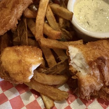 Bravos Restaurant and Lounge - Halibut fish and chips- very small serving with inedible fries - Juice Bars & Smoothies Near Me - Rockaway Beach, Oregon