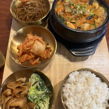Olchi - Their sides a super mastery - Korean Near Me - El Sobrante, California