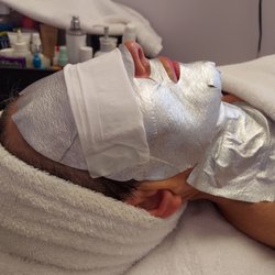 Amazing Face  - Excel Therapy O2 Facial