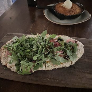 Tavern & Table - Basil Pesto Flatbread - New American Near Me - Mt. Pleasant, South Carolina Tavern & Table - Basil Pesto Flatbread - New American Near Me - Mt. Pleasant, South Carolina